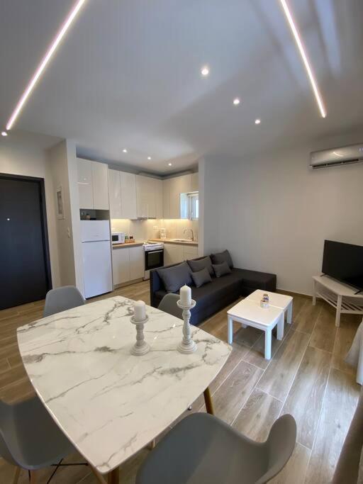 אנביסוס Sea Through Apartment Anavissos מראה חיצוני תמונה