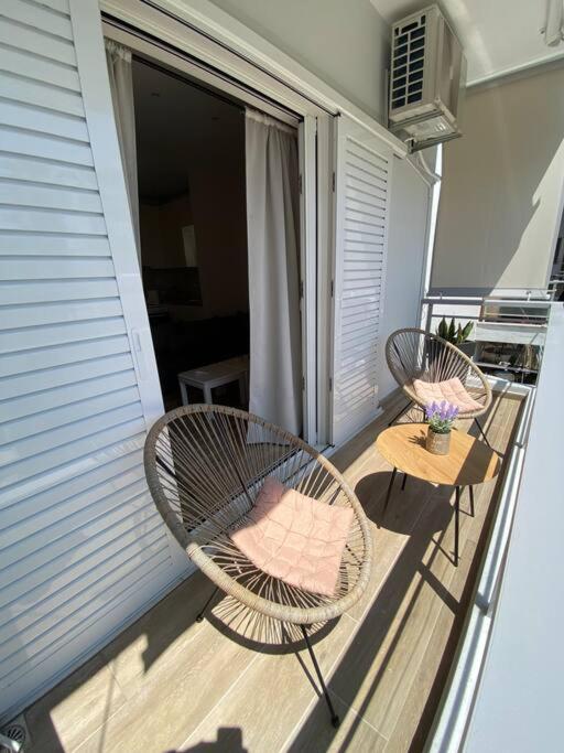 אנביסוס Sea Through Apartment Anavissos מראה חיצוני תמונה